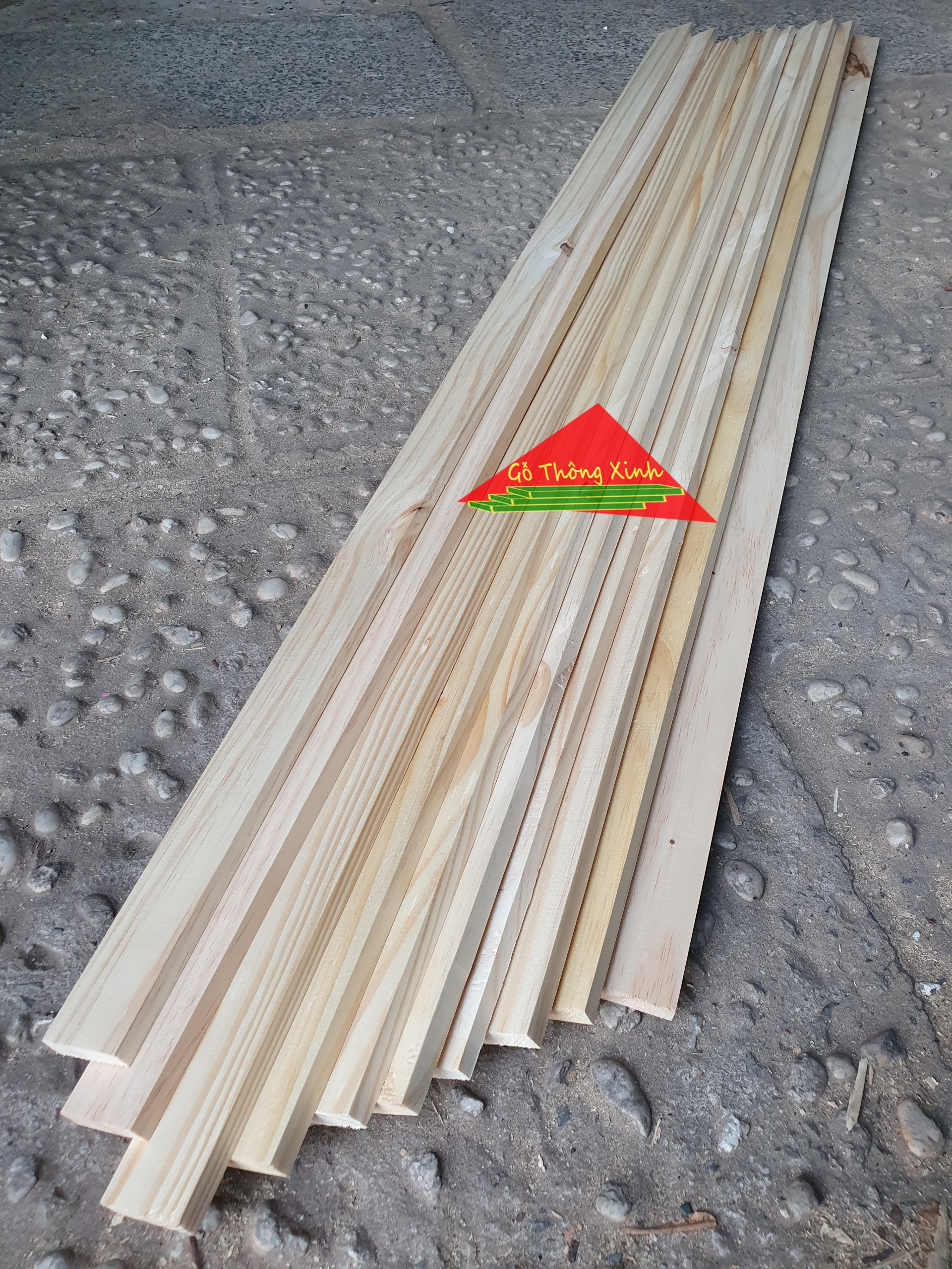 Thanh gỗ thông dày 1cm,rộng 4cm,dài 1m2 dùng làm nẹp,khung viền,đóng thùng gỗ decor,ốp tường,DIY...