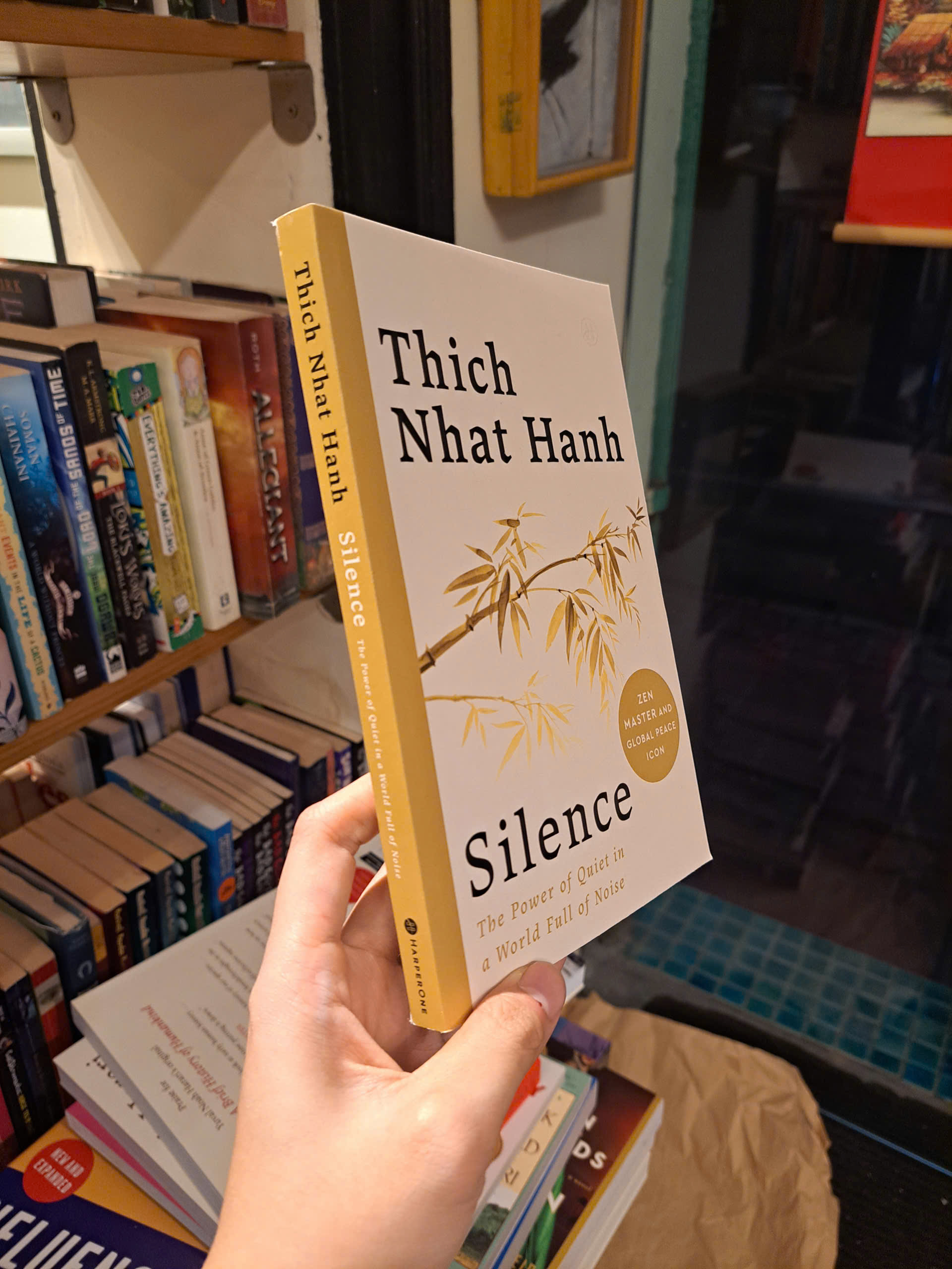 Sách - Silence: The Power of Quiet by Thich Nhat Hanh | Religion / Phật giáo / Ngoại văn nhập khẩu