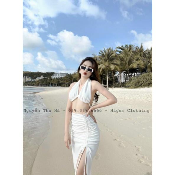 Set áo cổ yếm chân váy xẻ tà