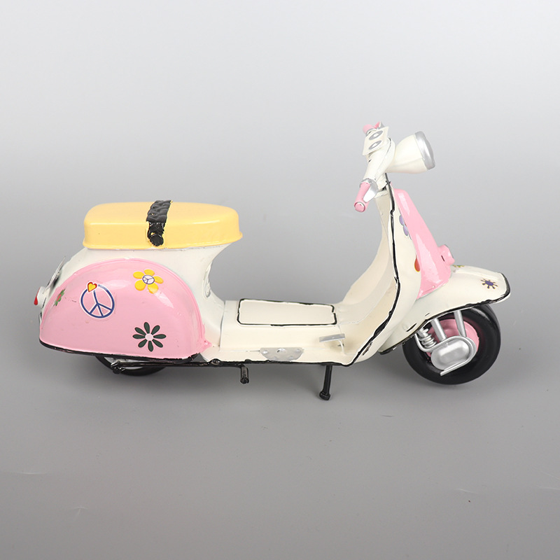 Mô Hình Xe Vespa Vintage - Mô Hình Thủ Công - Quà Tặng - Décor Home - Décor Quán Cafe