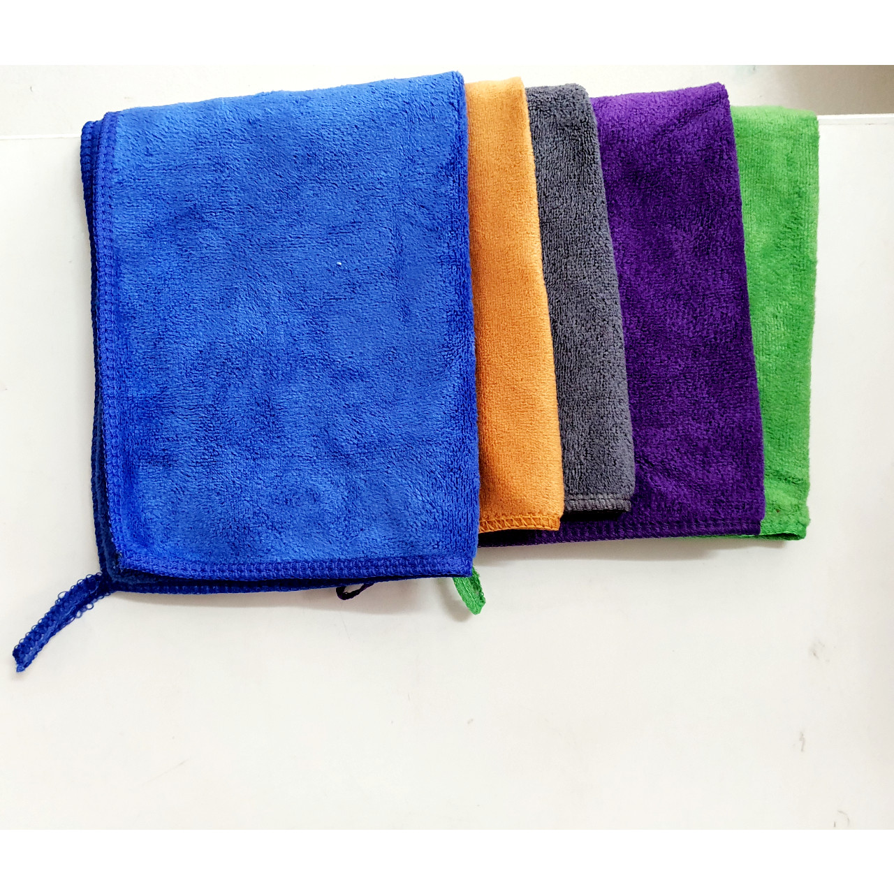 Khăn Microfiber Mềm Mịn Thấm Hút Nước Tốt Chuyên Dụng Lau Rửa Xe máy, oto