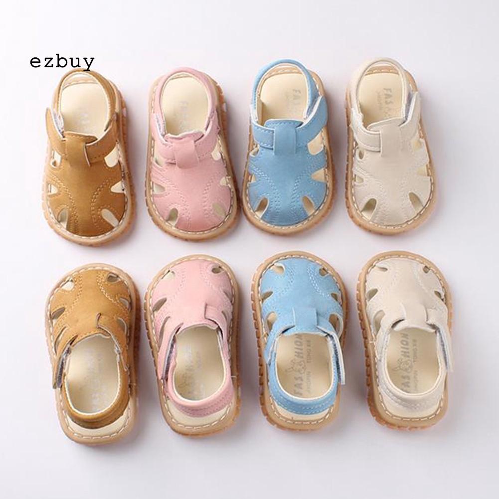 Giày Sandal Chống Trượt Cho Bé Tập Đi