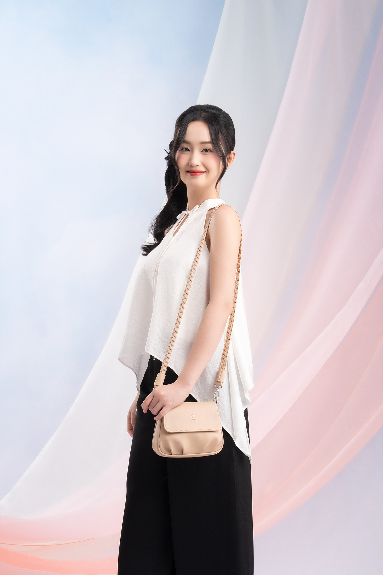 Túi Yuumy ( Thời trang nữ xếp nhún phối nắp gập size 20 - Túi đeo chéo da Seasand YN260 )