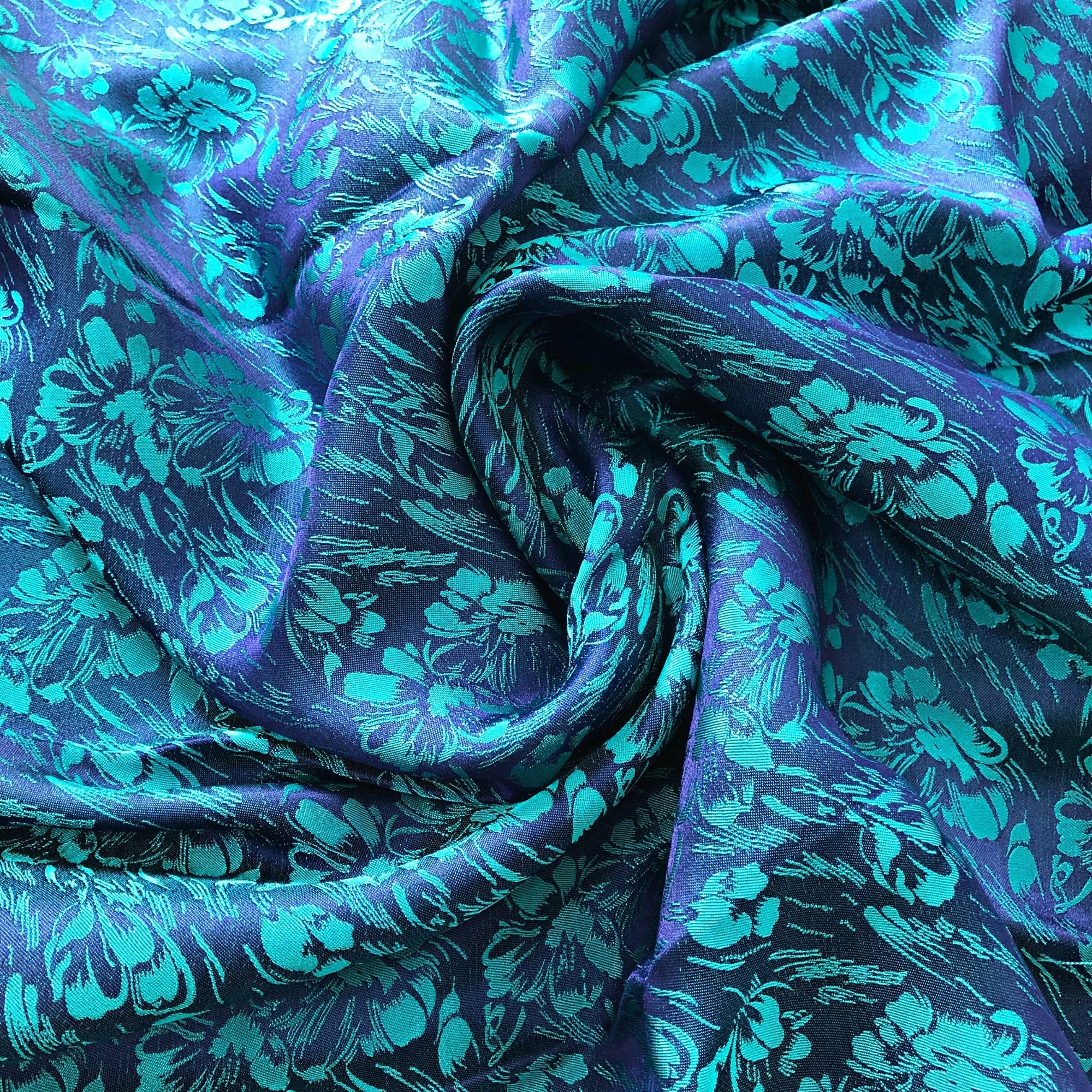 Vải Lụa Tơ Tằm hoa lan màu xanh cobal, mềm#mượt#mịn, dệt thủ công, khổ vải 90cm
