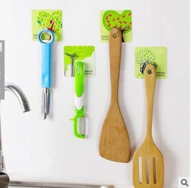 Móc dán tường siêu dính