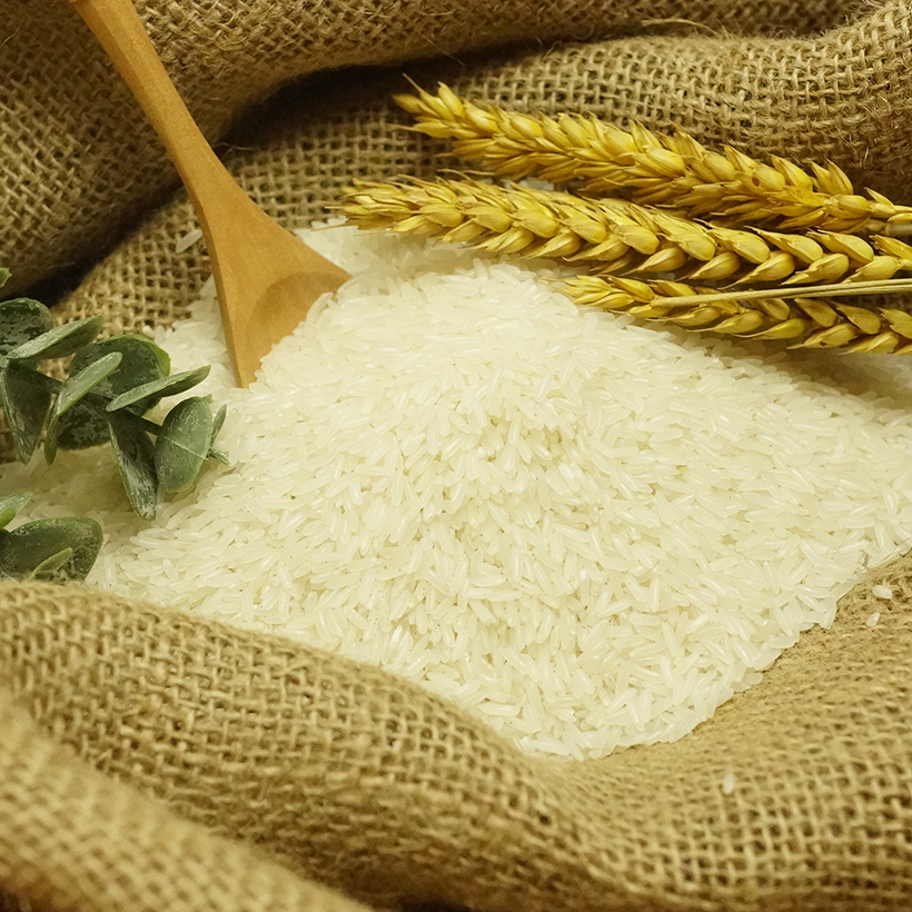Gạo thơm GUfoods (1kg) - Cơm mềm dẻo, Thơm tự nhiên, Hạt dài, Nguyên liệu vựa lúa Đồng bằng Sông Cửu Long