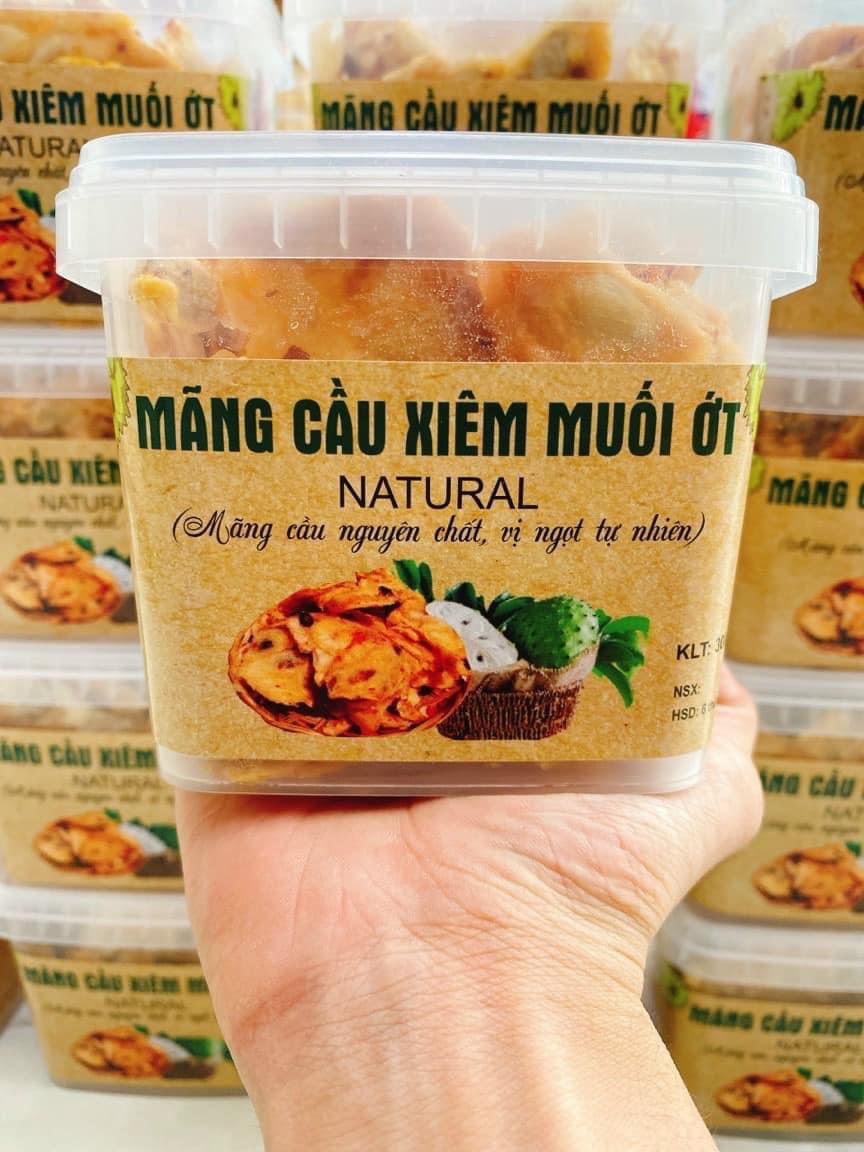 MÃNG CẦU SẤY MUỐI ỚT 300gr  Hàng nhà làm nguyên chất mãng cầu xiêm 100%.