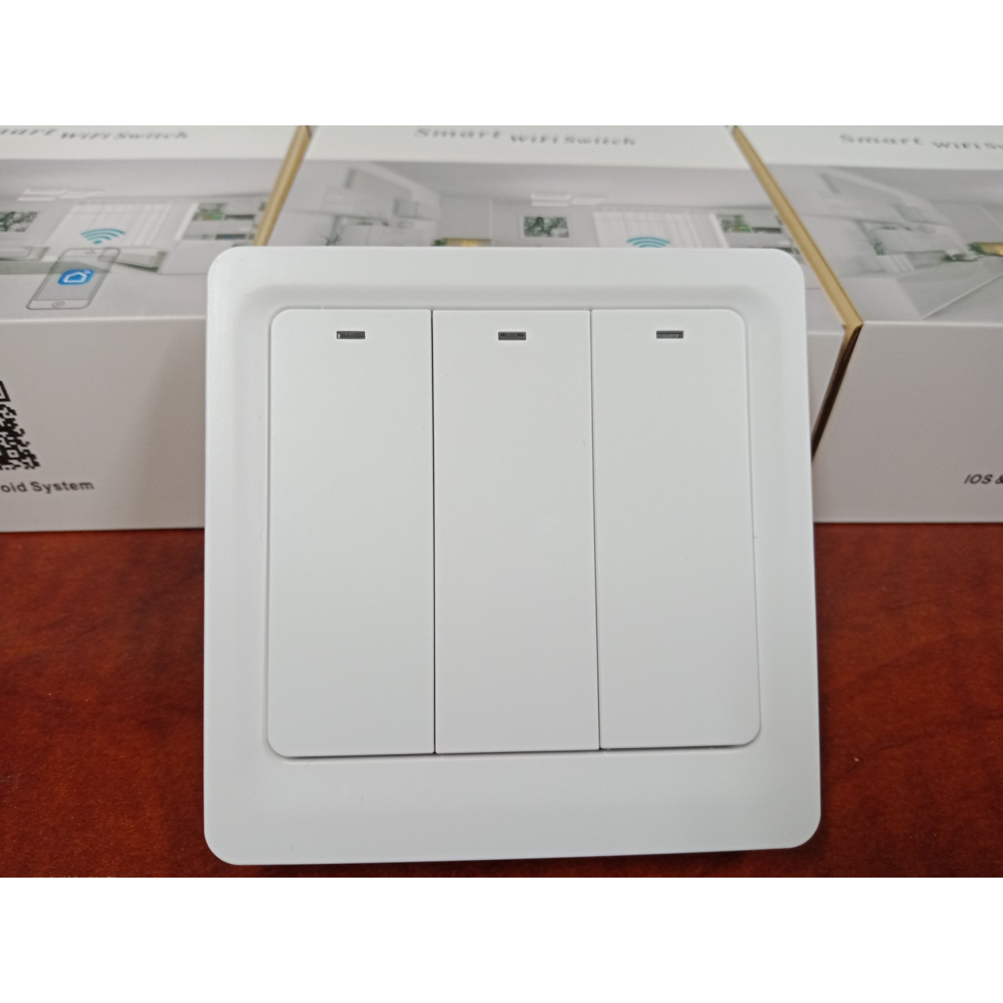 Công tắc Wifi - Công tắc cơ thông minh 3 nút - Hình vuông màu trắng - Hàng nhập khẩu