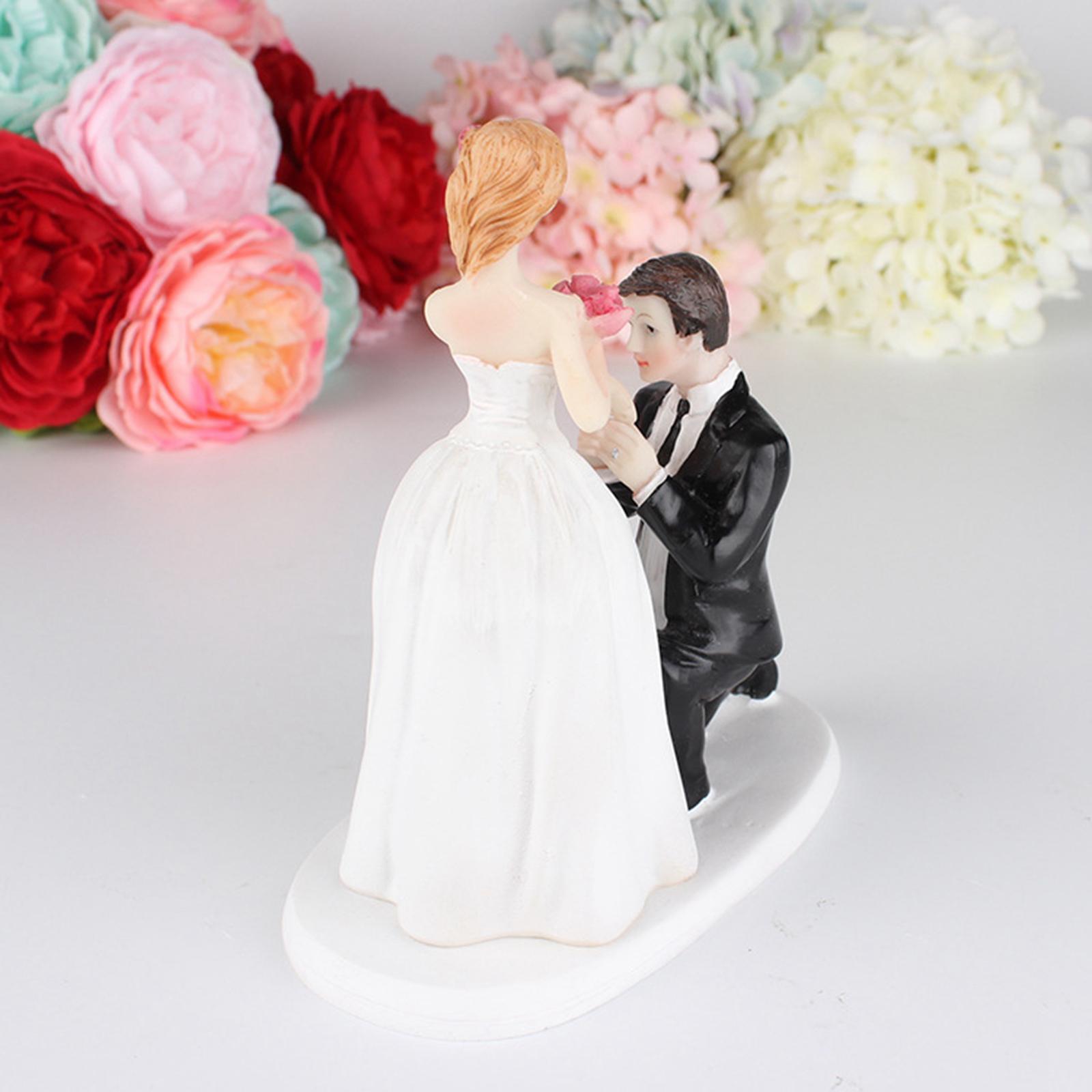 Rustic Wedding Cake Topper Bride and Groom Figurines Keepsake Cake Decoration Ornament Wedding Cake Dolls Topper for Birthday