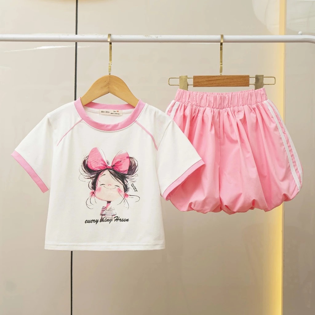 Set Bé Gái, Đồ Bé Gái Áo Thun Ngắn Tay In Bé Gái Dễ Thương Kèm Quần Sọt Bí Ngô Từ 12-40kg Dành Cho Bé Gái