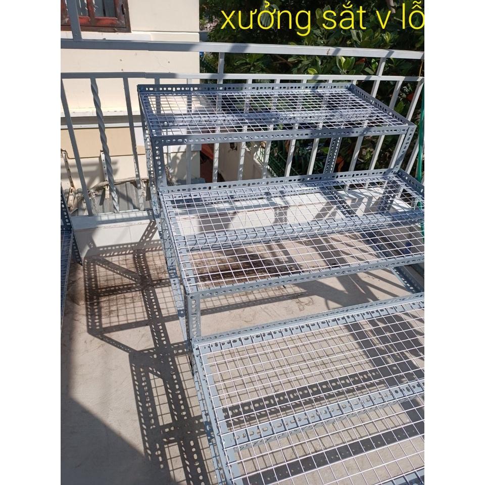 Kệ bậc thang v lỗ 3 bậc khung V3x3cm( vỉ lưới sắt ô vuông) Nhiều độ cao kích thước