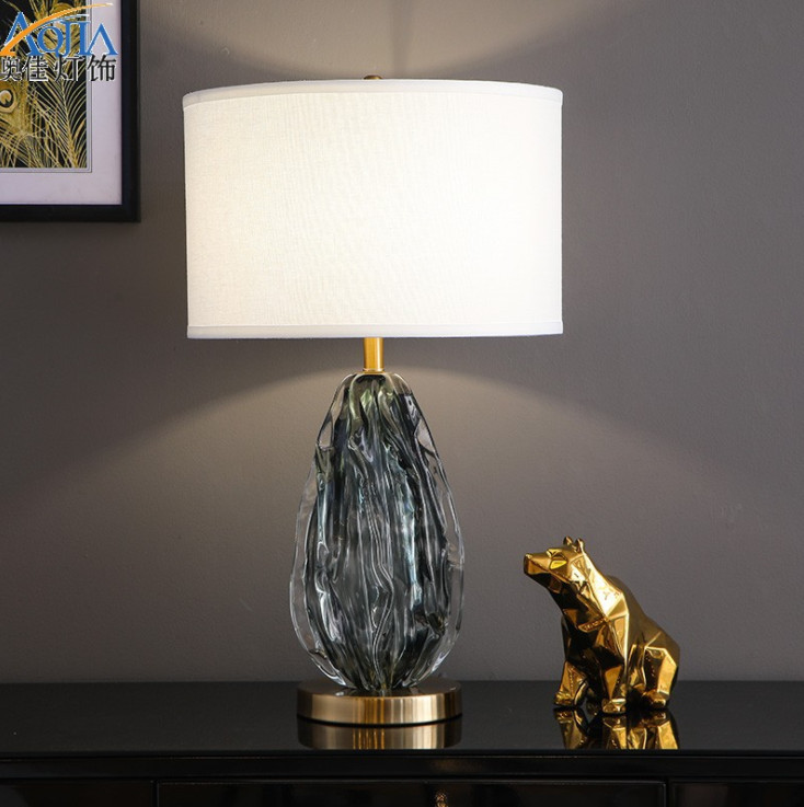 Đèn ngủ để đầu giường Emerald Table Lamp