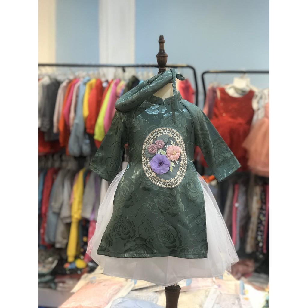 Set áo dài lụa đính hoa, gồm áo, chân váy, mấn. Size 2-8T