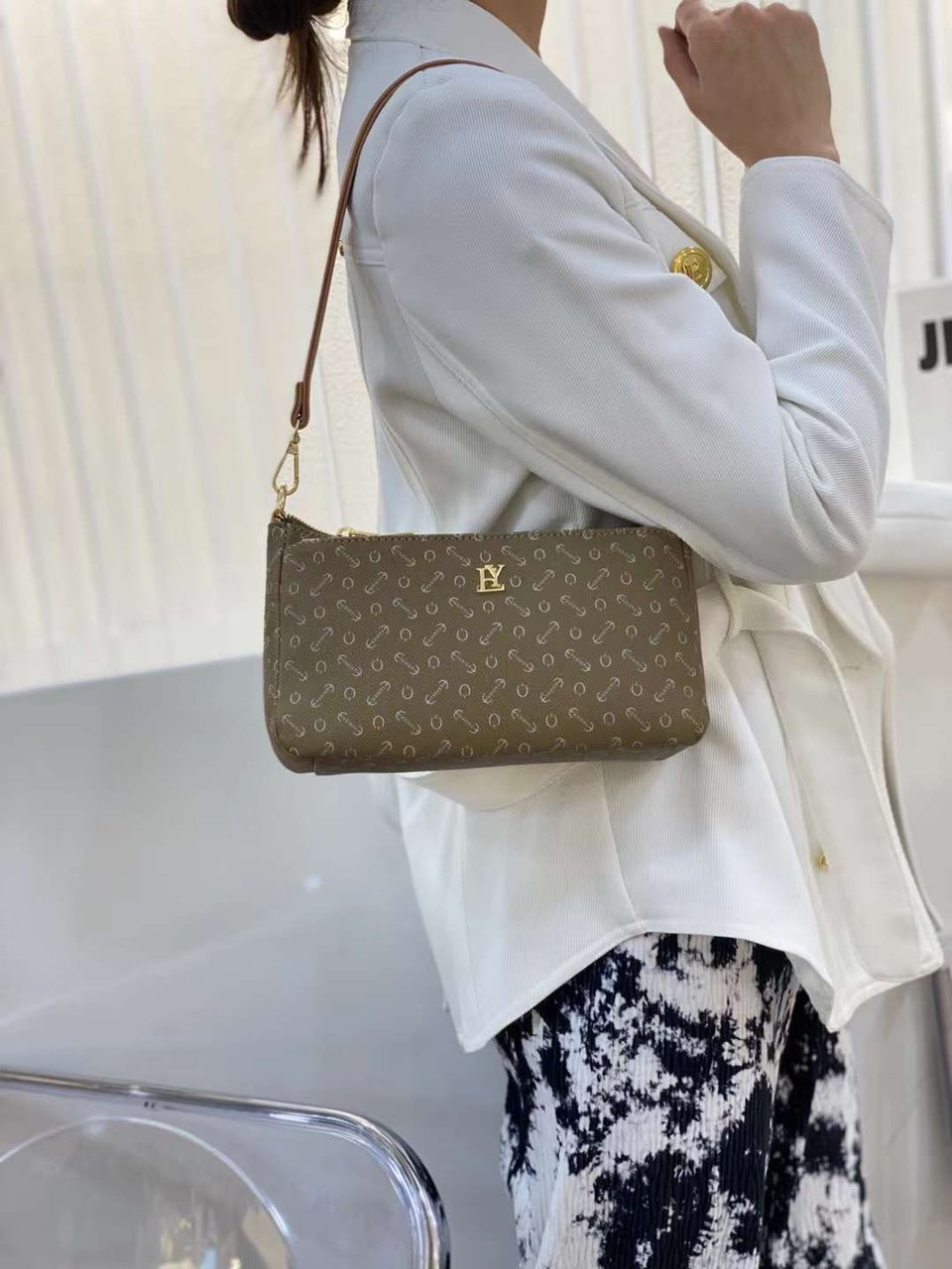 Ví clutch nữ da PU cao cấp họa tiết monogram thời trang vintage công sở nhiều ngăn tiện lợi Y2409