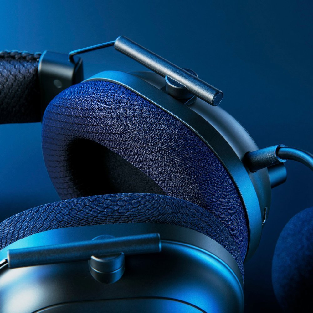 Tai nghe chơi game Razer Blackshark V2 Pro 2023