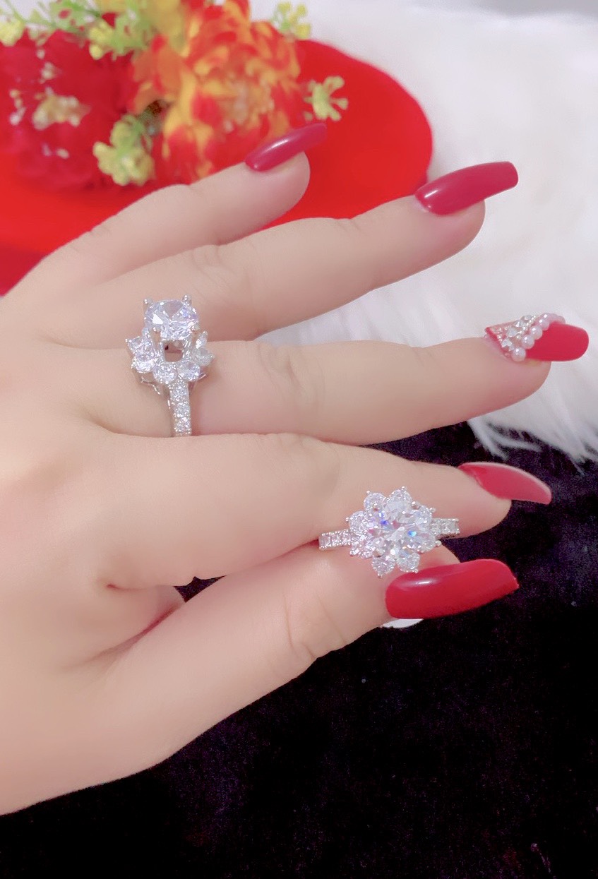 Nhẫn nữ đính xoàn mạ màu bạch kim cao cấp P691