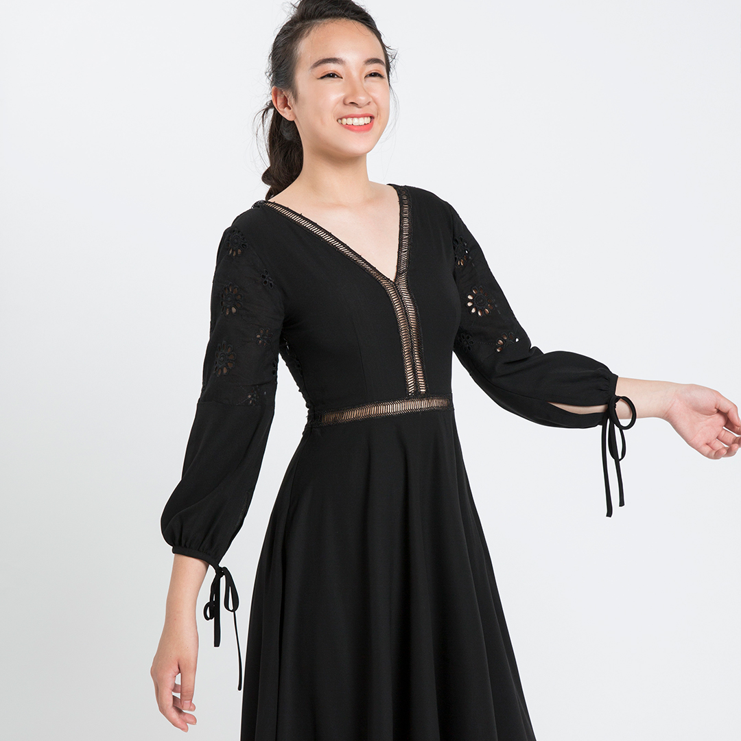 Đầm Xòe Hity DRE075 Fit &amp; Flare (Đen Huyền Bí)