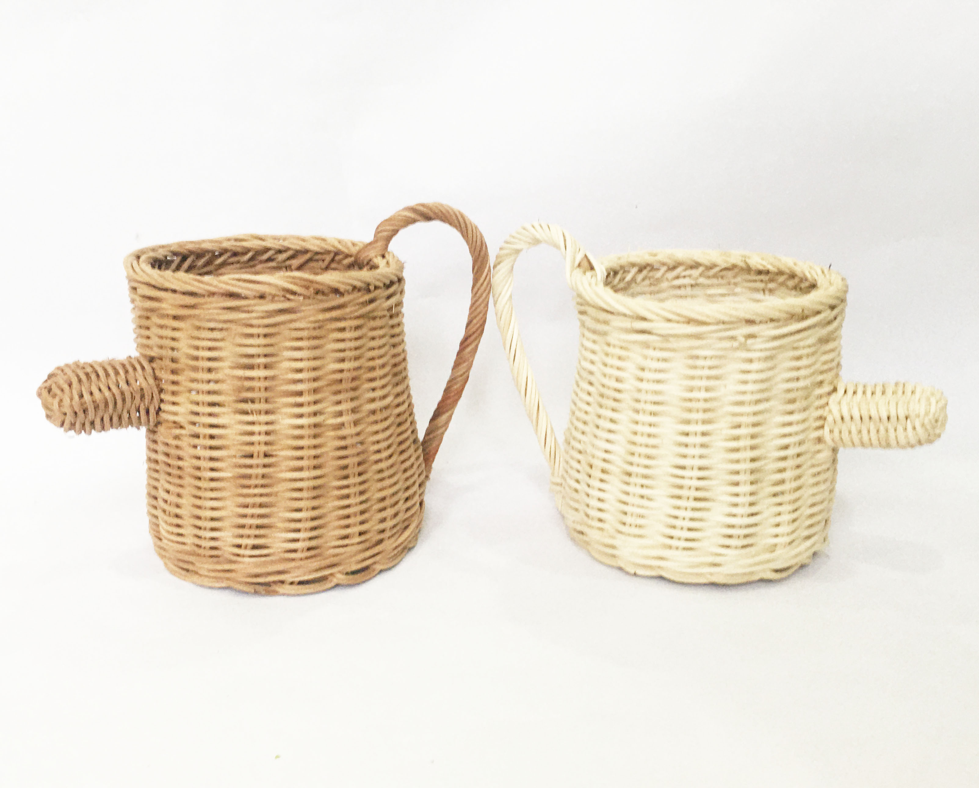 Bình tưới cây bằng mây tự nhiên vintage - cắm hoa / trang trí tiệc / đựng đồ đa năng handmade