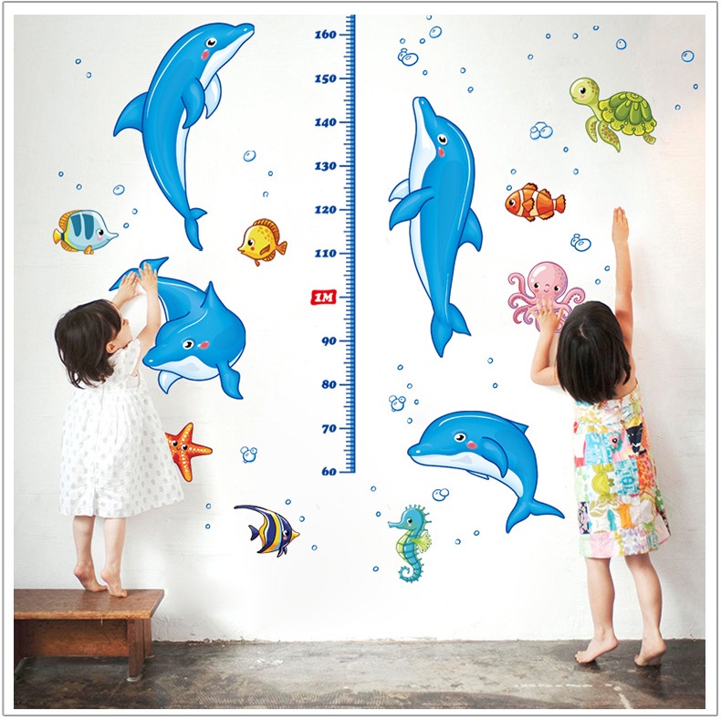 Decal dán tường thước đo Cá heo nhảy múa AmyShop (160 x 110cm)