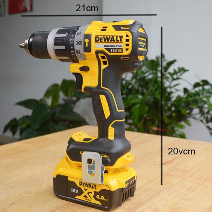 Máy khoan pin 18V Dewalt DCD796M2