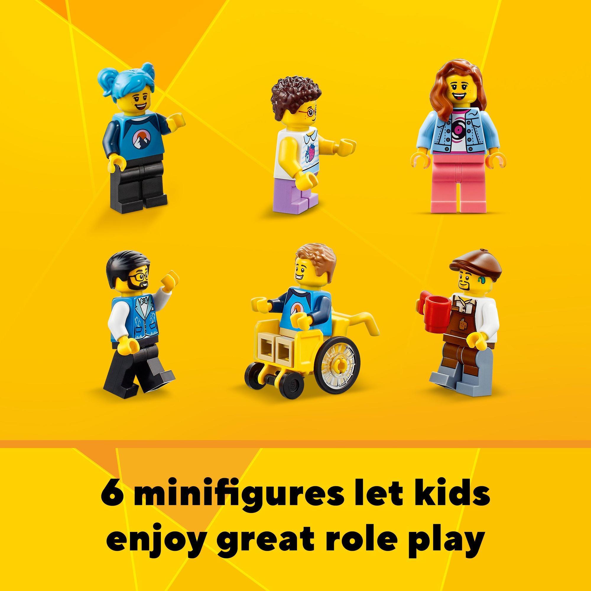 LEGO Creator 31141 Đồ chơi lắp ráp Khu phố trung tâm (1459 chi tiết)