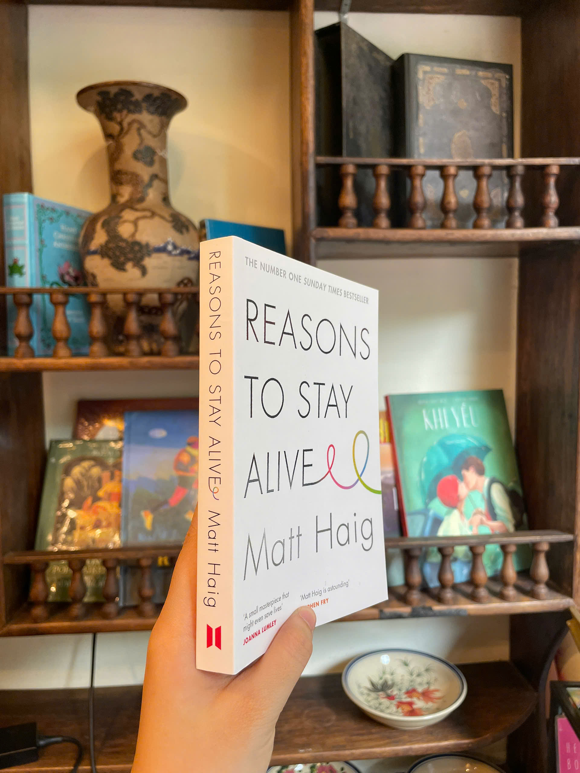 Sách - Reasons To Stay Alive by Matt Haig_Tiểu Thuyết Tiếng Anh_Fiction/English