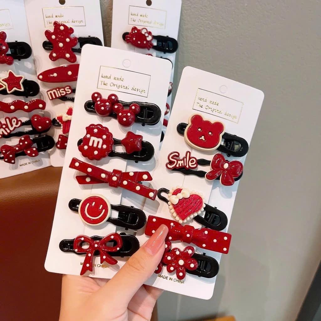 Set 5 kẹp tóc 2025 nơ đỏ năm mới gấu bộ nụ cười smile - giao mẫu ngẫu nhiên