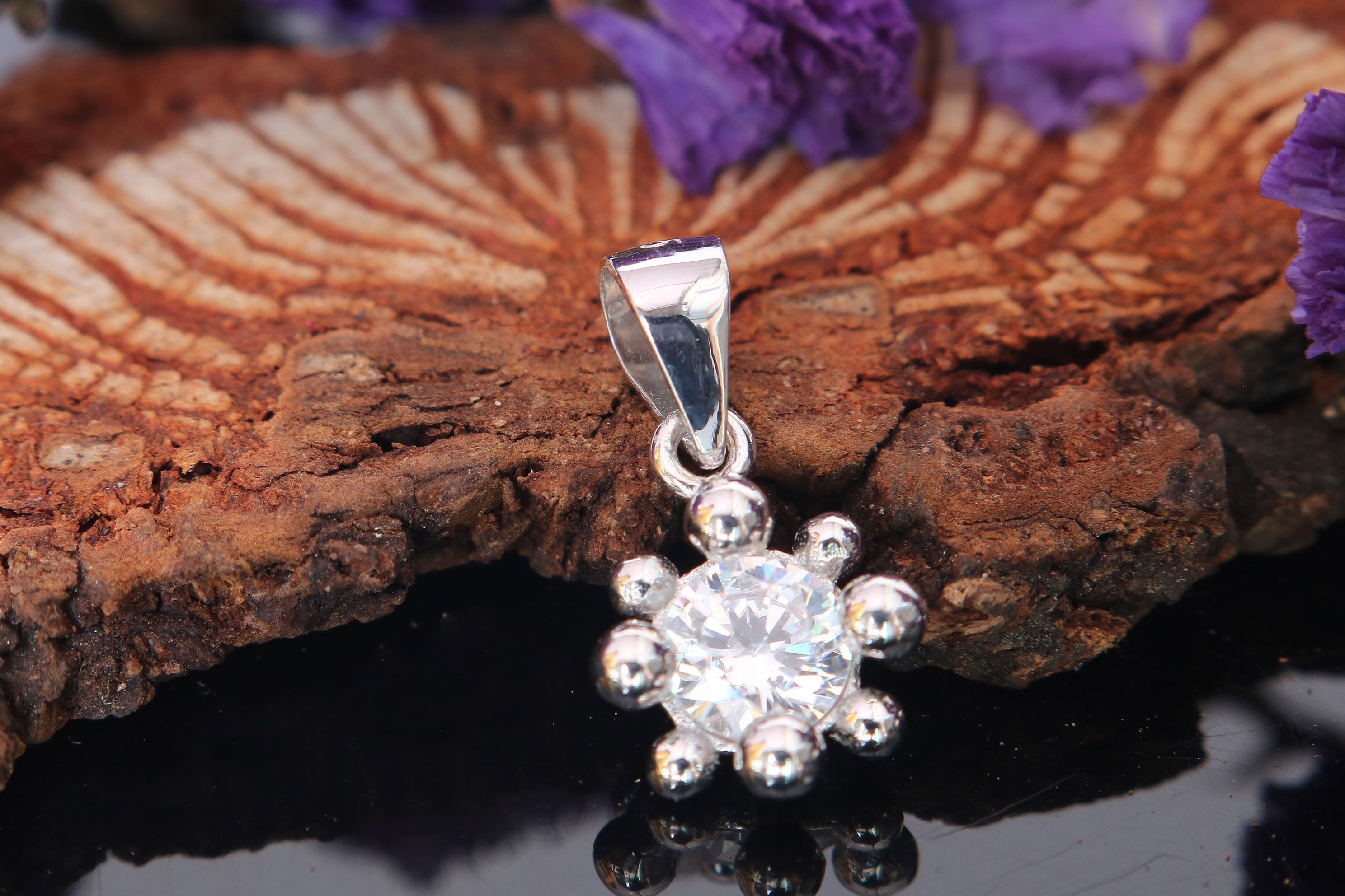 Mặt dây chuyền bạc nữ Diamond Star