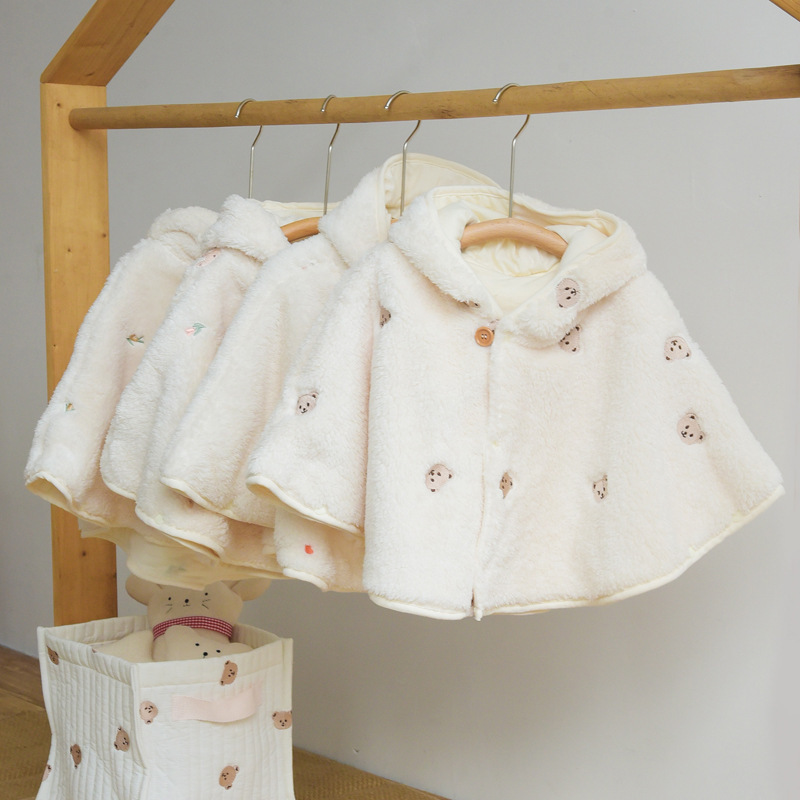 Áo choàng giữ ấm , tránh gió, tránh nắng cho bé 77x58cm Ánh Sao ( từ 3 month - dưới 12month)