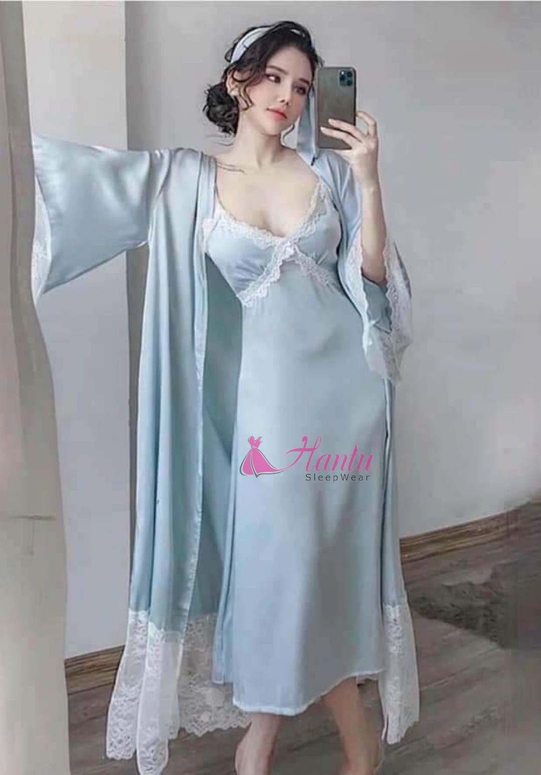 Hantu Sleepwear -Set áo choàng dài kèm váy ngủ lụa cao cấp dài quá gối mặc nhà sang trọng