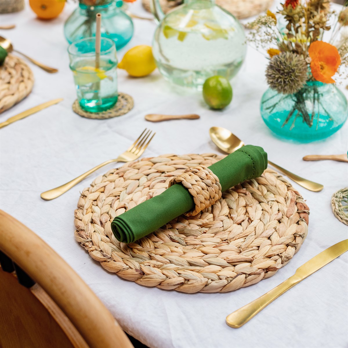 Phụ kiện trang trí bàn ăn tấm lót dĩa và nút thắt khăn ăn URSPACE bằng lục bình / ROUND HYACINTH PLACE MAT & KIN RINGS