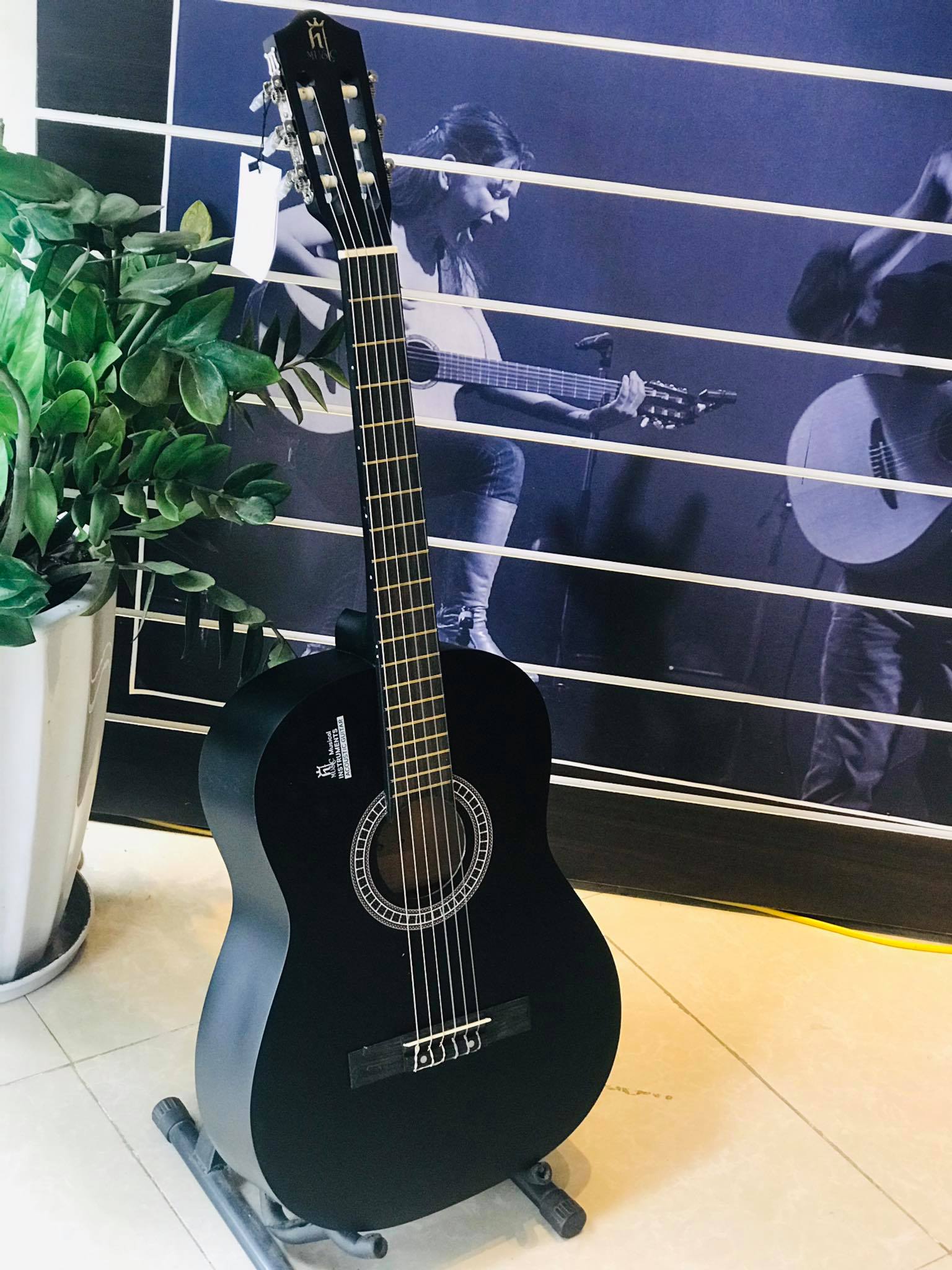 Đàn guitar classic cho người mới chất lượng tốt