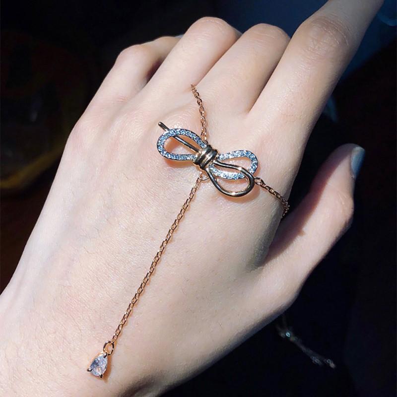 Dây chuyền trang trí mặt nơ đính đá xinh xắn