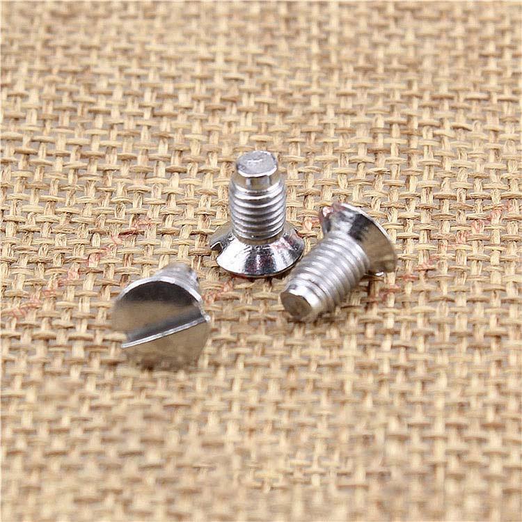 Ốc mặt nguyệt >ốc răng cưa >ốc chân vịt >gắn cử