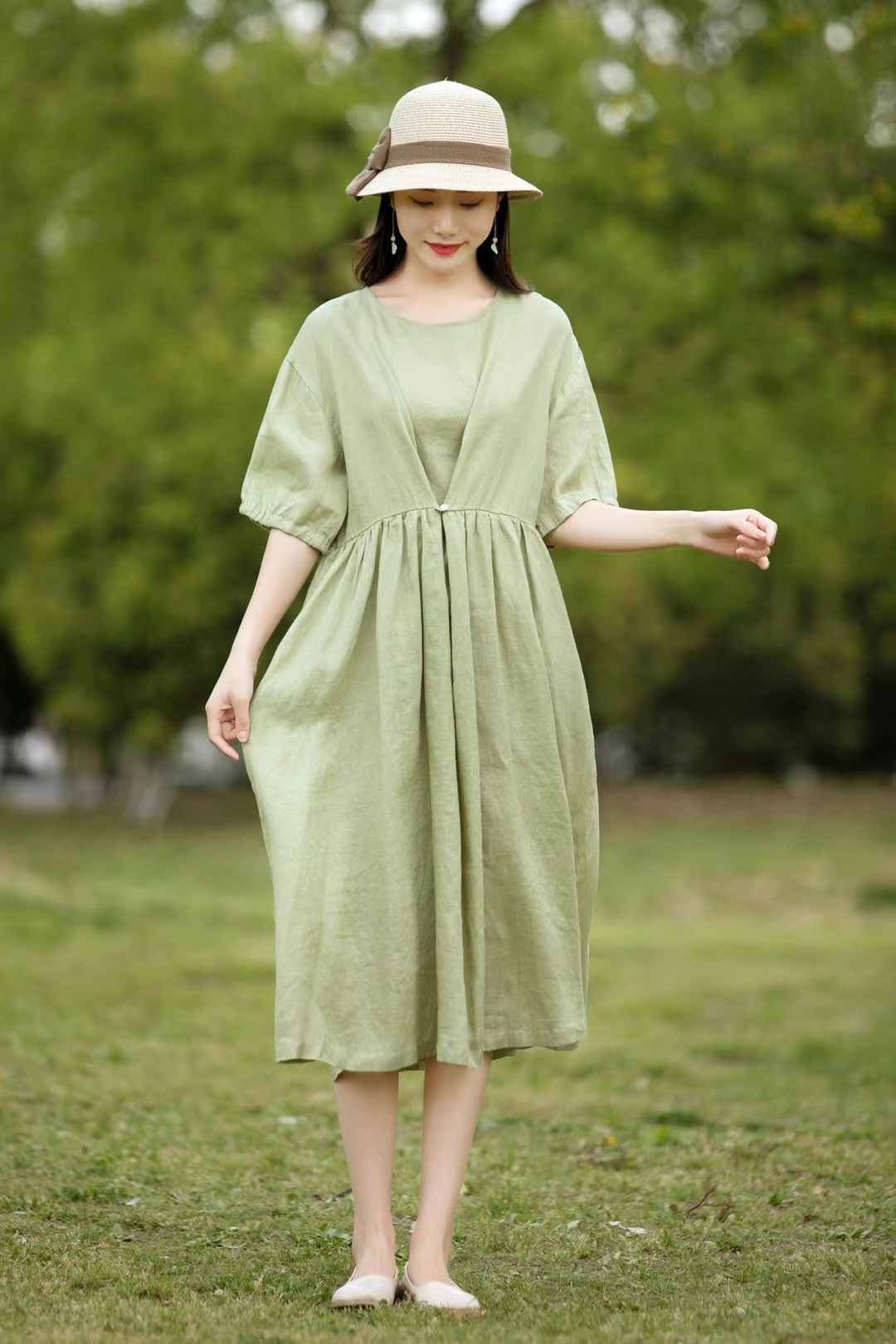 Đầm midi suông trơn tay lỡ màu cốm nổi bật ARCTIC HUNTER Váy suông cộc tay phối khuy thiết kế basic mặc chơi