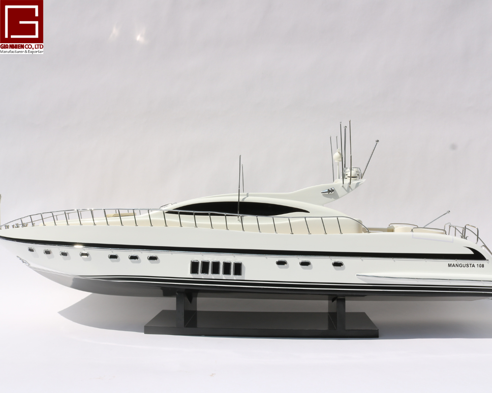 Mô Hình Thuyền Gỗ Lưu Niệm Phong Thủy Gia Nhiên Dạng Du Thuyền Hiện Đại MANGUSTA 108 Black Hull Chất Lượng Cao Xuất Khẩu