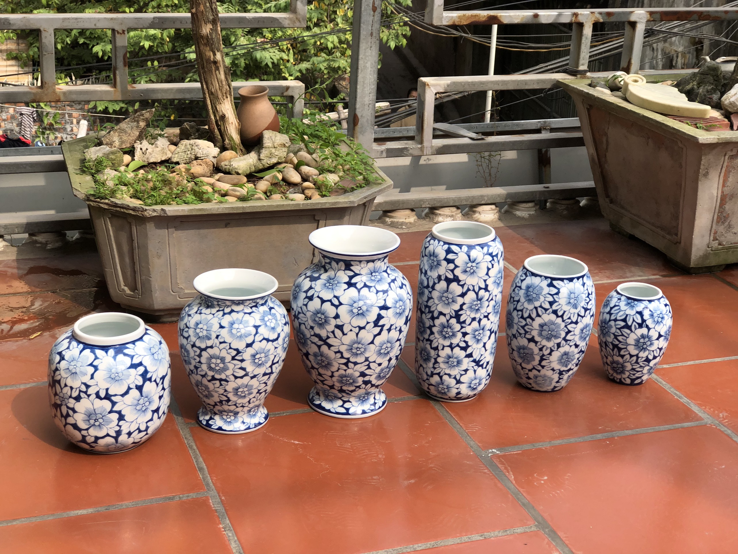 BÌNH HOA VẼ BĂNV MAI H17CM