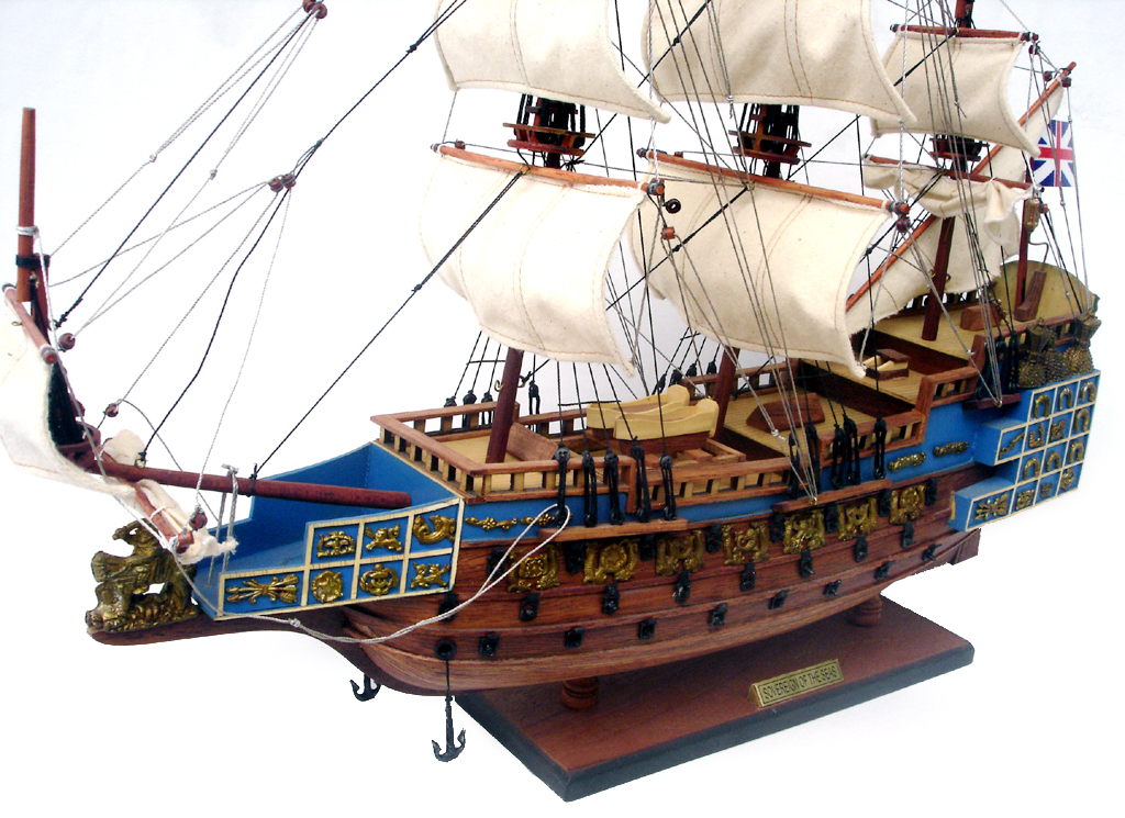 Thuyền gỗ trang trí SOVEREIGN OF THE SEAS - 40cm