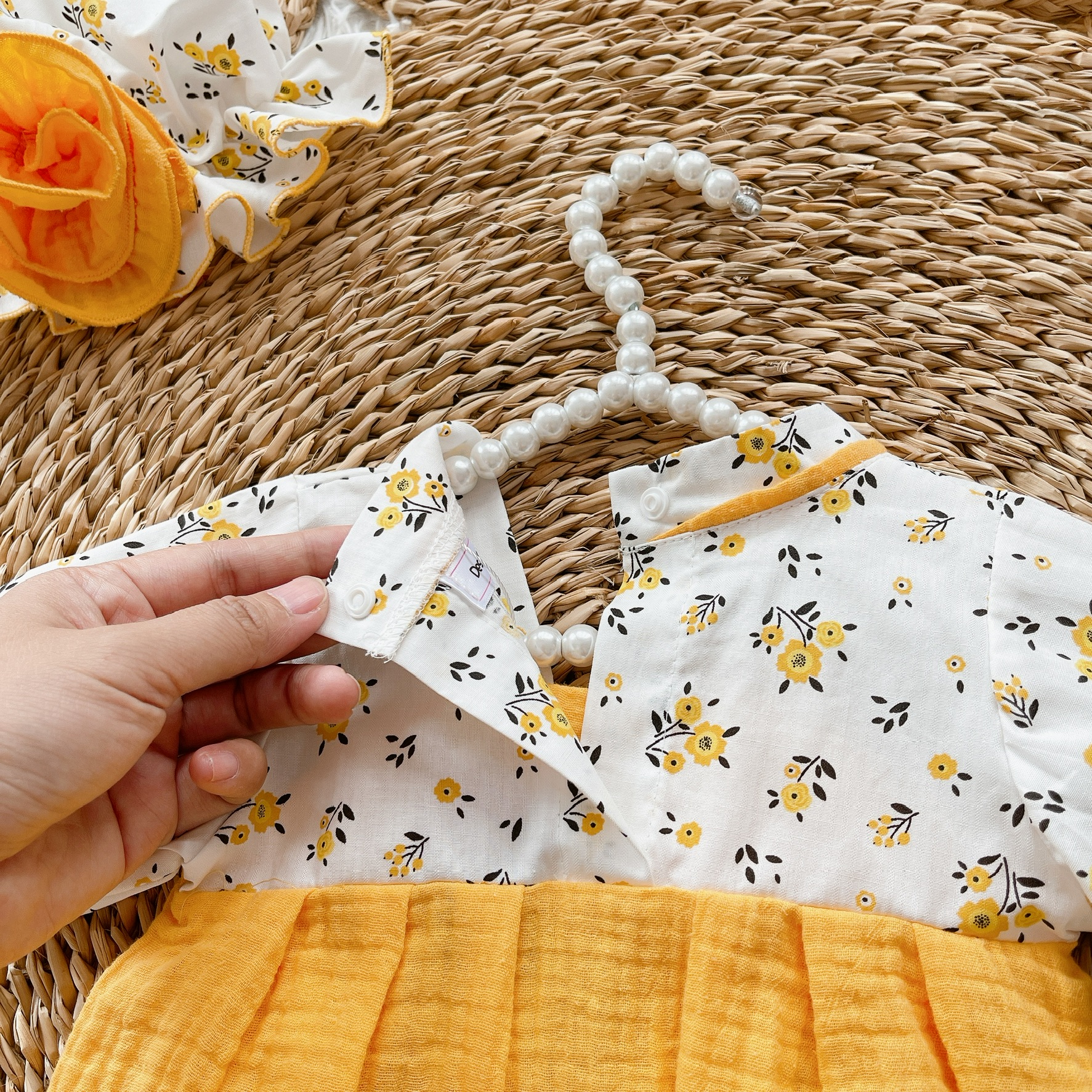 Body Hanbok Bé Gái 3 Đến 12kg Chất XÔ MUSLIN Mềm Mại Êm Dịu Cho Bé Gái