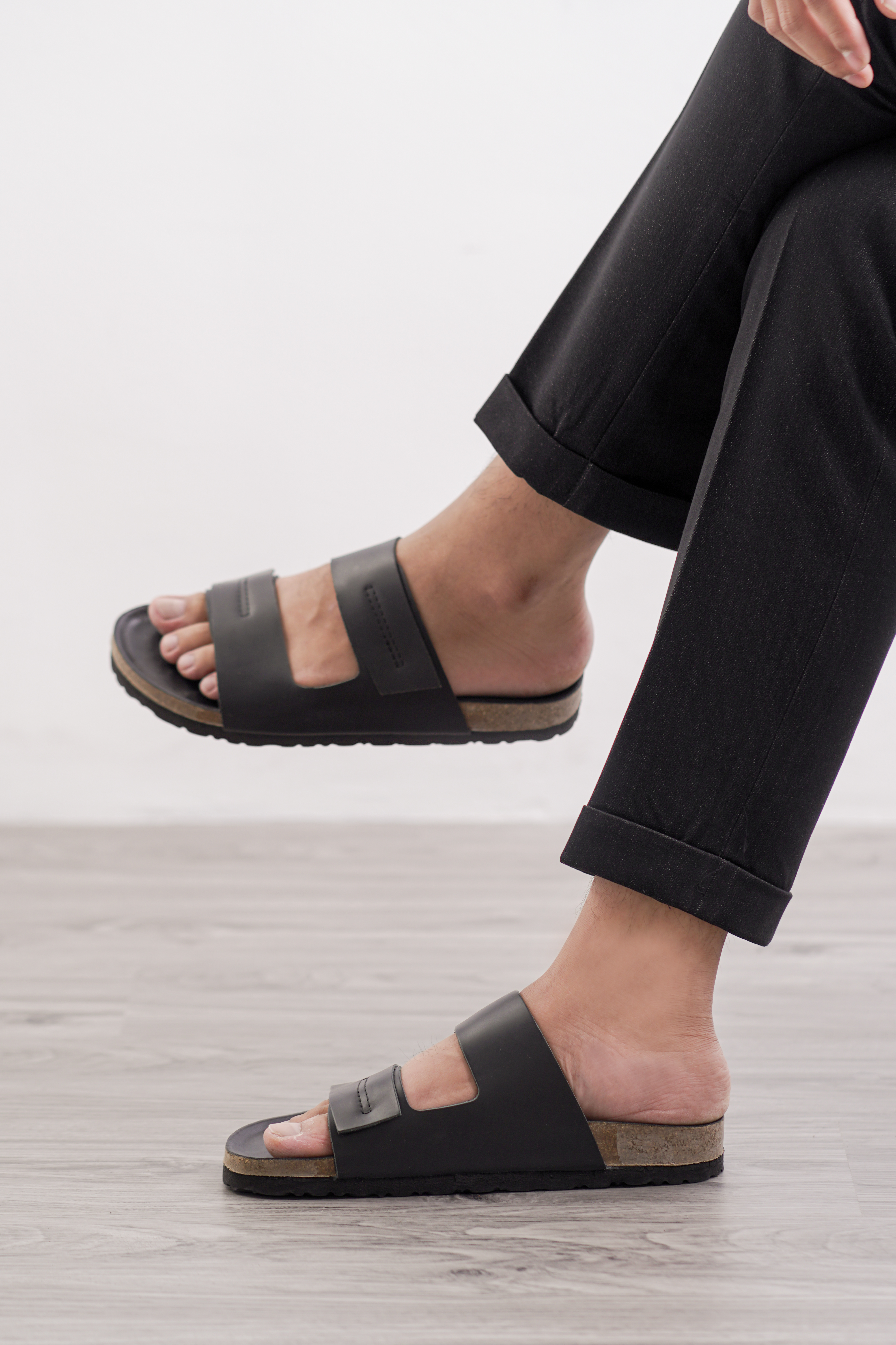 Dép Đế trấu nam BIRKEN STOCK đen QUAI DÁN Da thật 2 lớp unisex CHỐNG THẤM MỒ HÔI chịu nước thương hiệu TONKIN