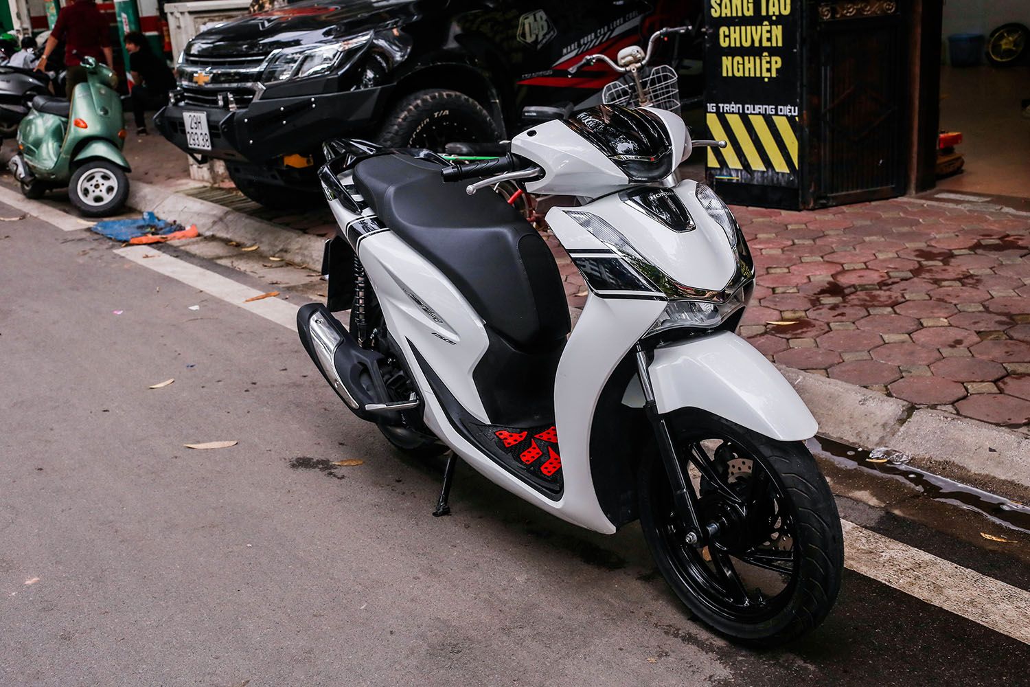 Tem rời SH 2020 Đen Bóng