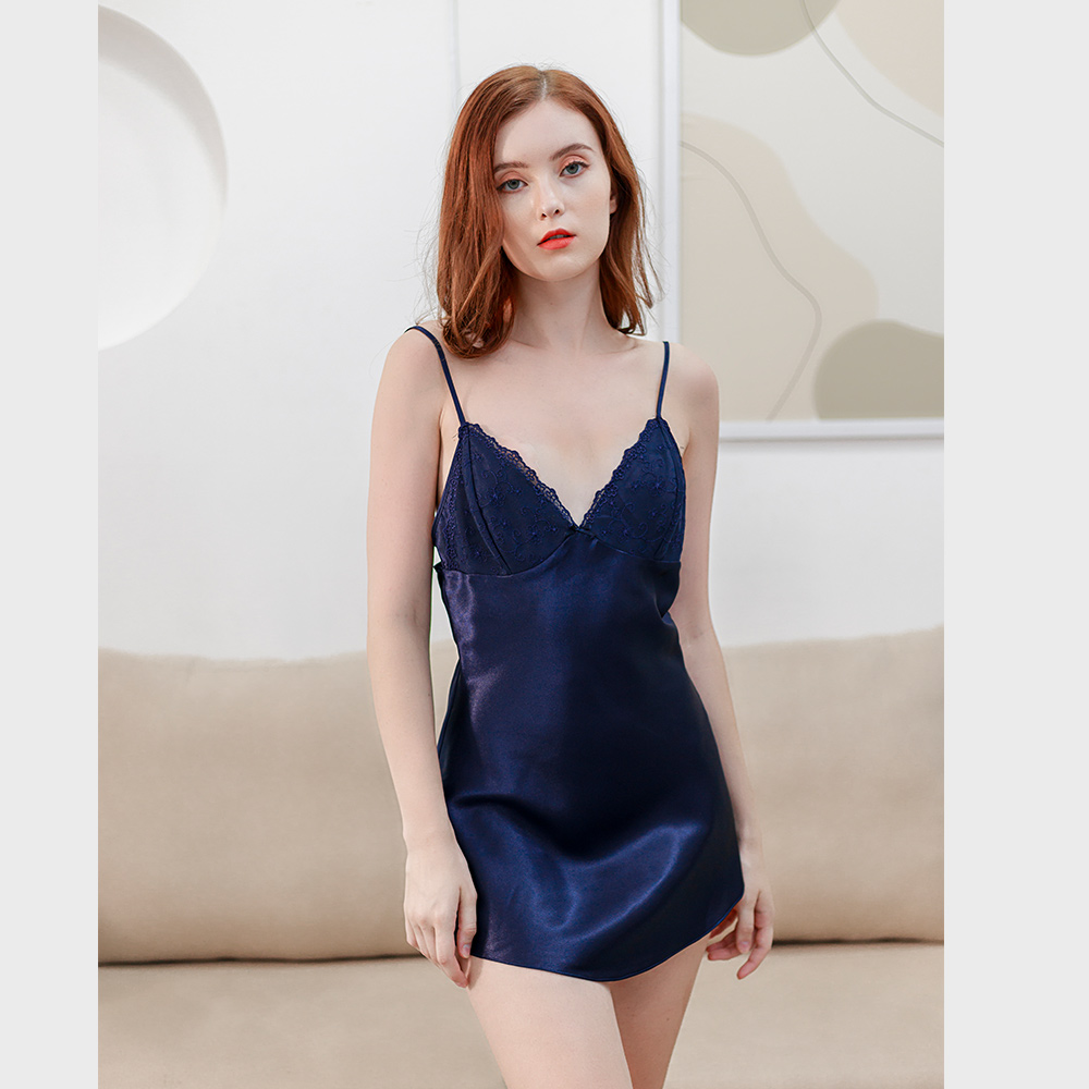 Đầm ngủ lụa WANNABE DNS19 váy ngủ hai dây cúp ngực phối ren nữ tính, lưng 2 dây nhẹ nhàng tôn lên vẻ đẹp vai thon