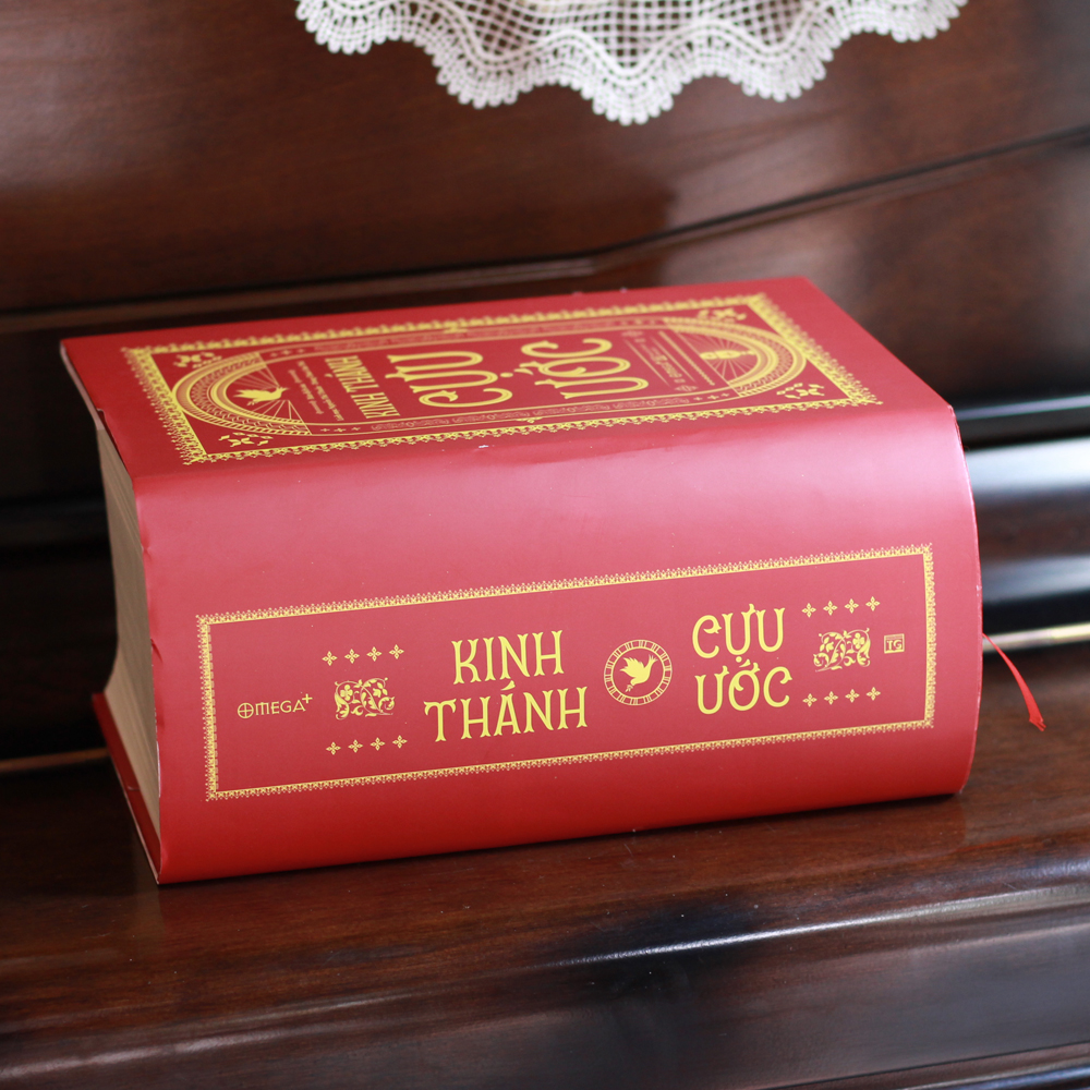 Sách - Kinh Thánh - Cựu Ước  - Tặng Kèm 01 Quyển Ngôn Sứ