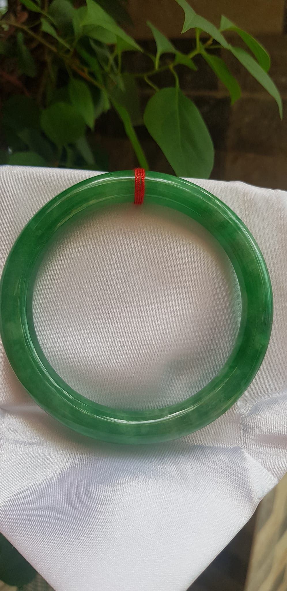 Vòng tay Nam Nữ đá Cẩm Thạch Đậu Lý QC size lớn 64mm x cọng 10mm Vòng màu xanh đậu lý bông bóng đẹp Anh Chị tay to Cân Nặng 73kg- 85kg đeo ạ