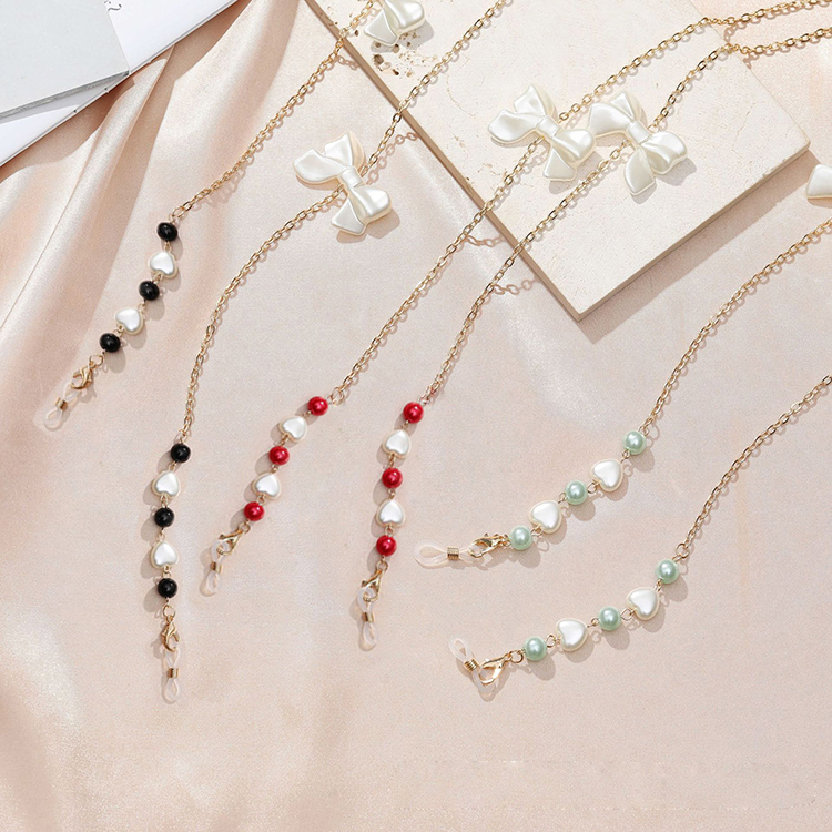 Dây kính chuỗi dây chuyền đeo gọng kiếng đeo khẩu trang mix nơ và trái tim phong cách thời trang nổi bật hot girl