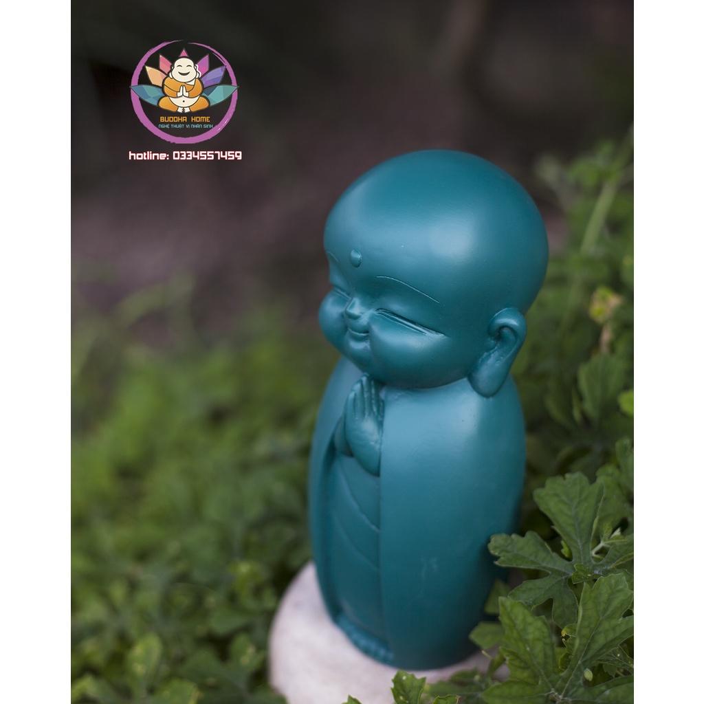 Chú tiểu decor hiện đại 21 cm trang trí nhà cửa màu xanh địa trung hải
