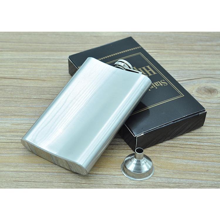 Bình đựng rượu có phễu