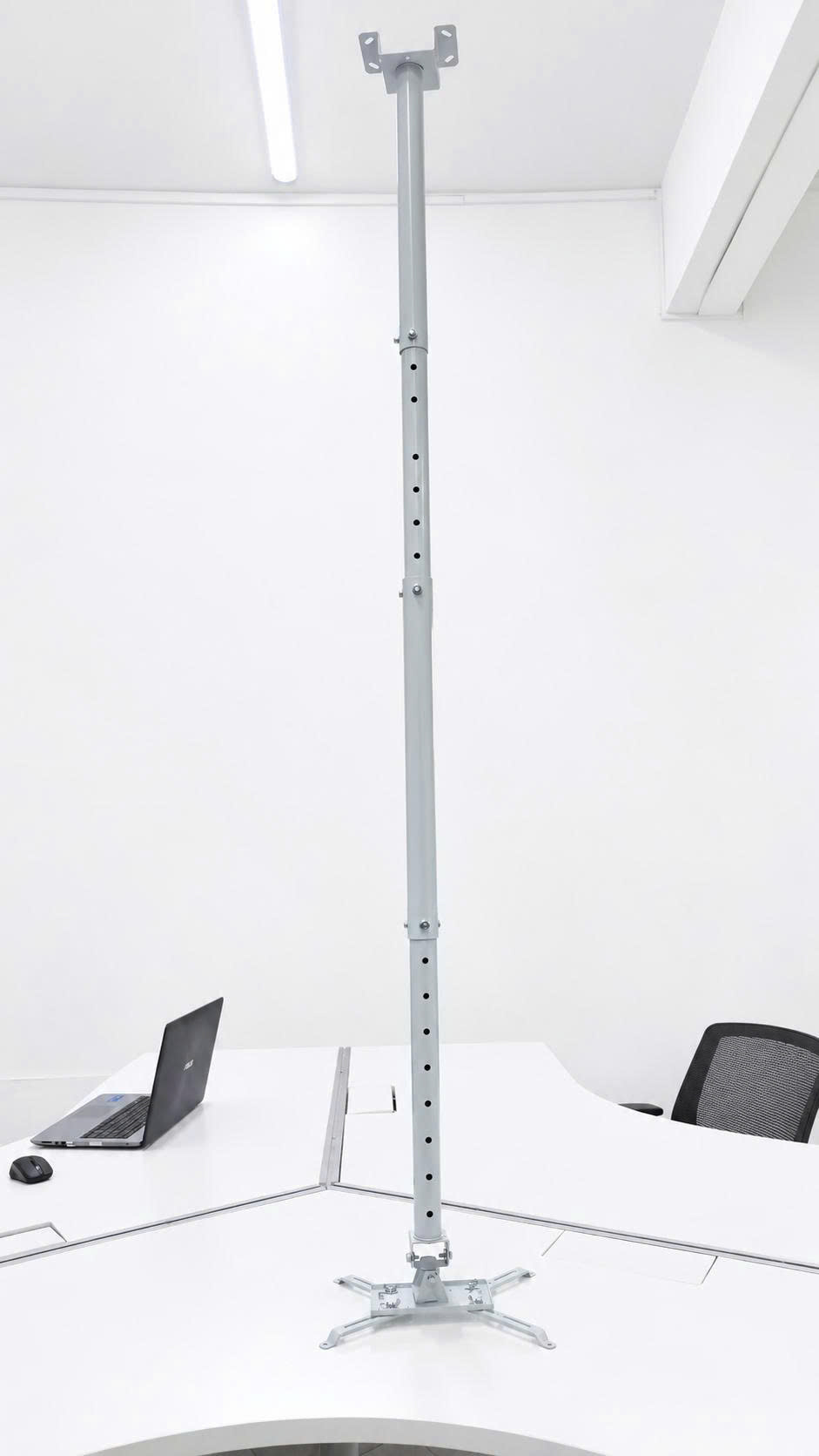 Giá Treo Máy Chiếu Xoay 360° Sắt Tròn Chắc Chắn chịu lực đến 30kg có thể điều chỉnh độ dài đến 300CM - Hàng nhập khẩu