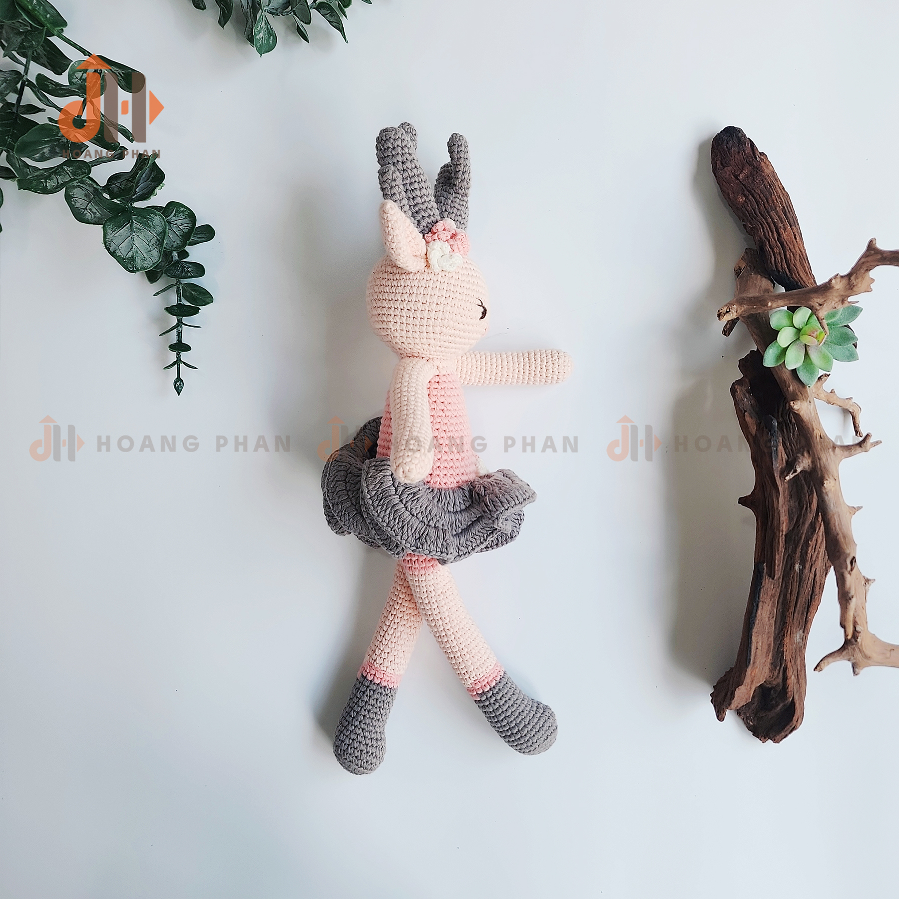 Tuần lộc Chubby mơ màng hồng