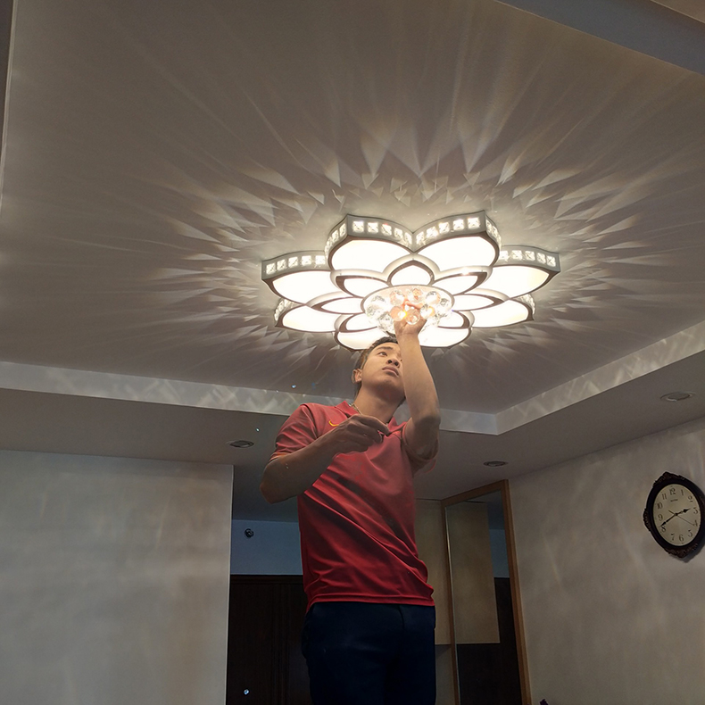Đèn chùm pha lê phòng khách đẹp - HOMELADY09
